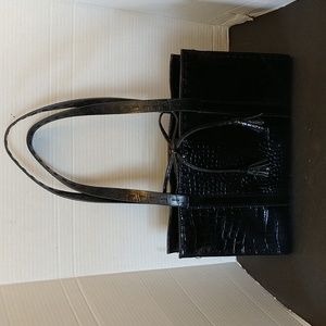 VGUC. Liz Claiborne faux vintage alligator bag.